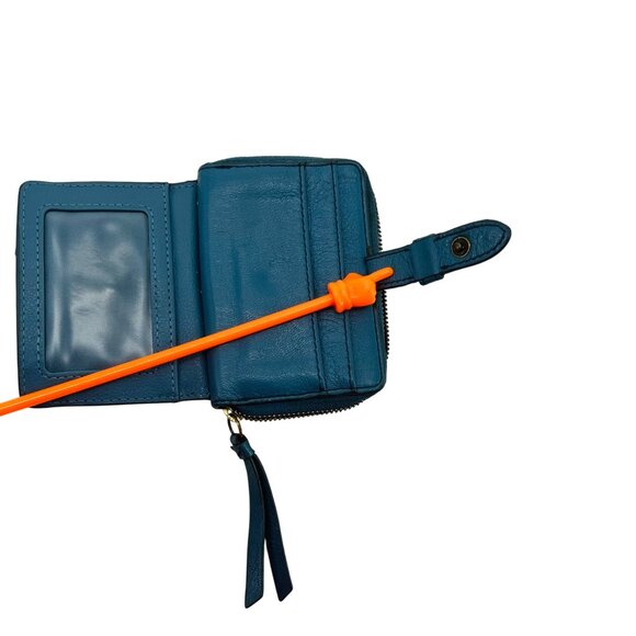 Fossil Teal Leather Compact Wallet With Snap Pocket & Zippered Closure - Picture 7 of 8